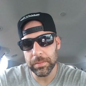 Meet your Posher, Ian